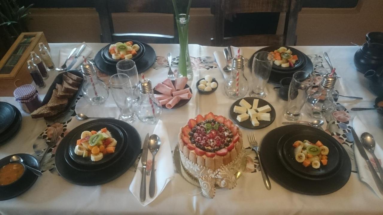 Casatodosantos Bed and Breakfast Κουένκα Εξωτερικό φωτογραφία